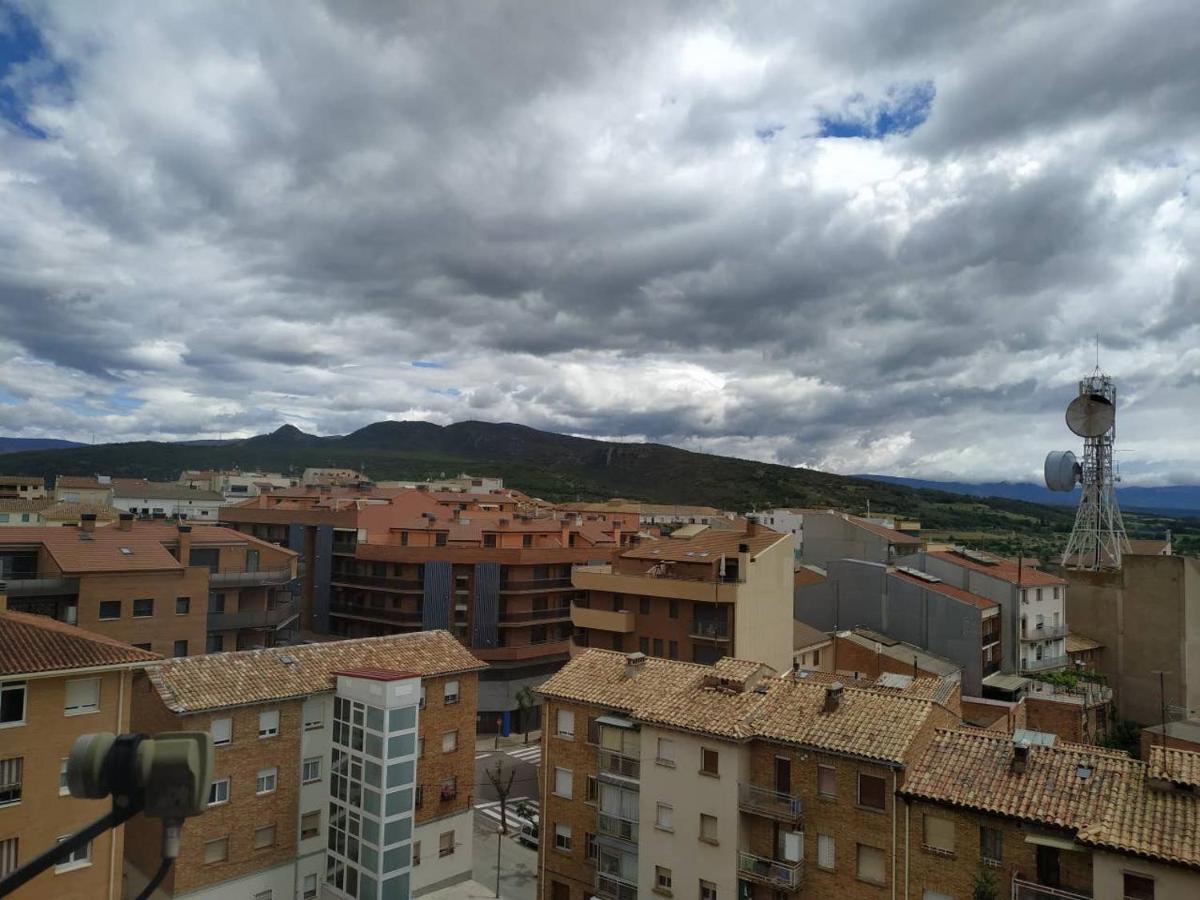 Lo Piset De La Torre Apartment Tremp Exterior foto