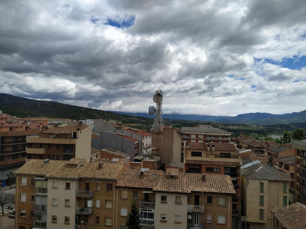 Lo Piset De La Torre Apartment Tremp Exterior foto